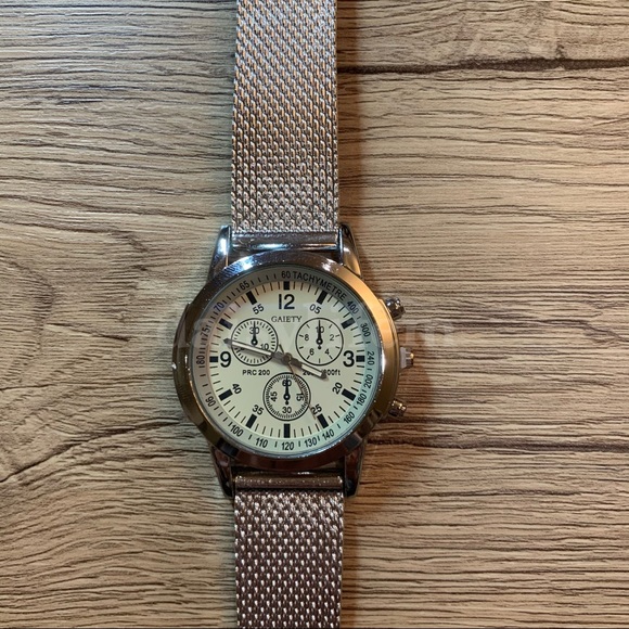 ❤️NEW❤️ Luxury Casual Analog Quarts Watch - Picture 3 of 7
